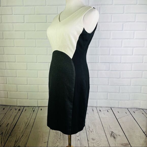 Vince Camuto Black, White & Gray Colorblock Sleeveless Midi Dress - Size 8P - Picture 3 of 15